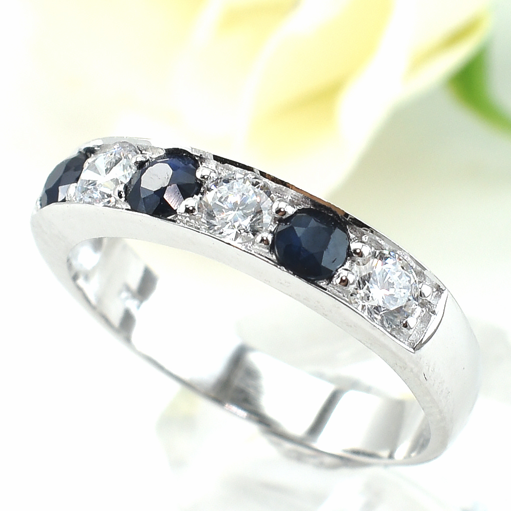 แหวนเงินแท้ราคาถูกชุบทองคำขาว ไพลินแท้ 0.90 กะรัต เพชรCZ 0.48 กะรัต งานประณีตสวยงาม สั่งผลิตค่ะ