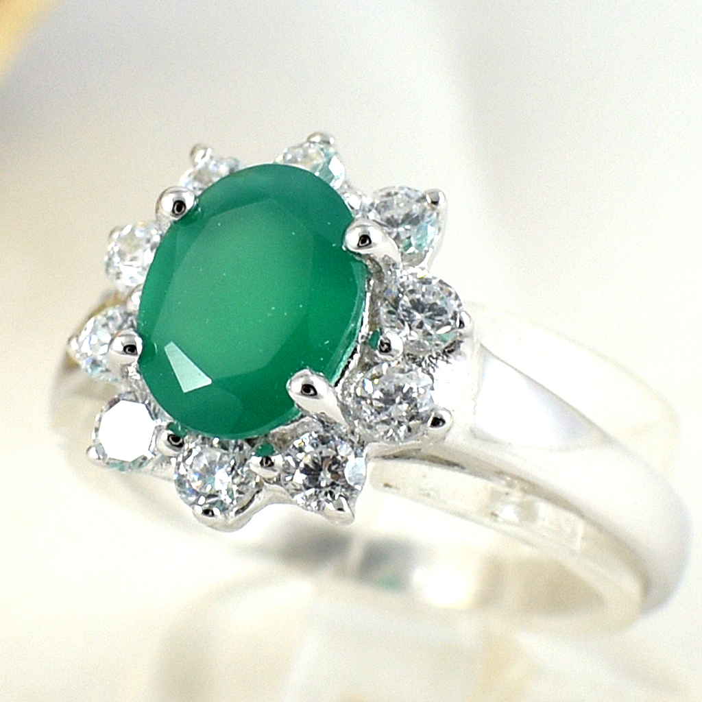 แหวนเงินแท้ราคาถูกชุบทองคำขาว พลอยแท้กรีนอะเกท 1.60 กะรัต เพชรCZ 0.50 กะรัต งานประณีตสวยงาม สั่งผลิตค่ะ