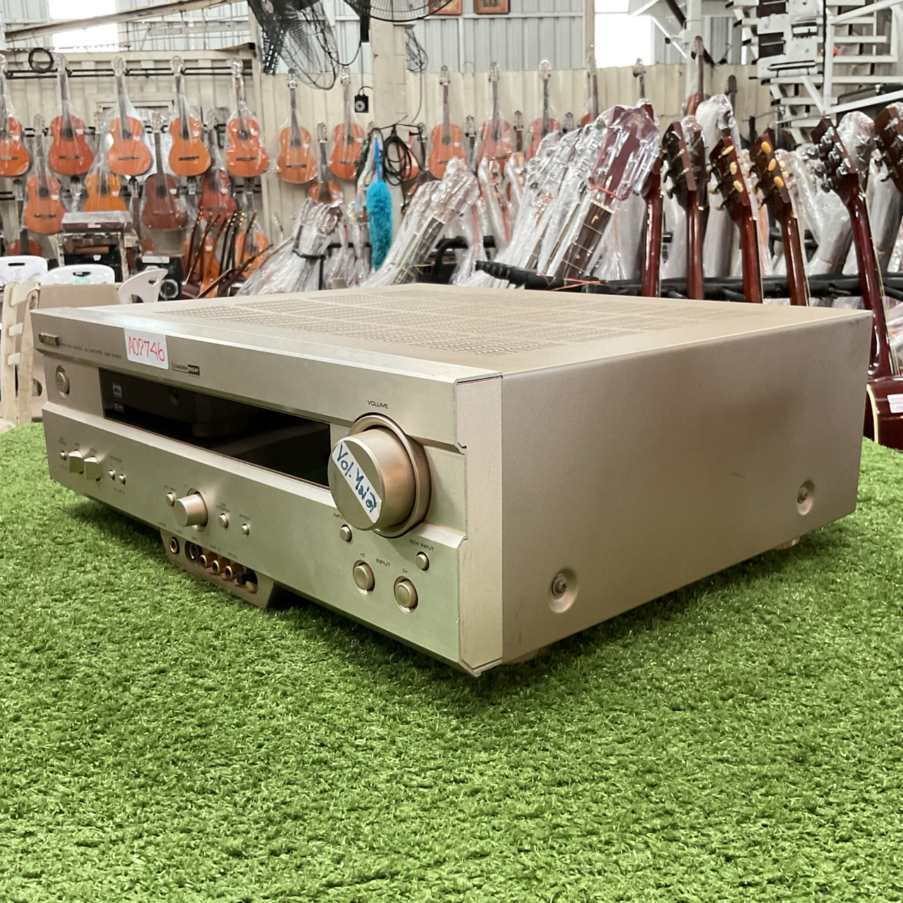 เครื่องขยายเสียง YAMAHA : DSP-AX620