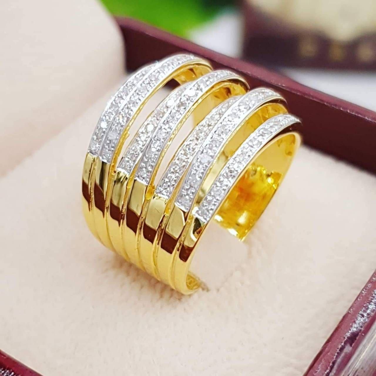 พร้อมส่งและสั่งผลิตแหวนเพชร7แถวสลับเก๋มากๆ แหวนแต่งงาน แหวนหมั้น ใส่เที่ยว ออกงาน แหวนทองคำ 9K เพชรแท้ 0.40 กะรัต 79 เม็ด ราคาถูกมาก ส่งฟรี