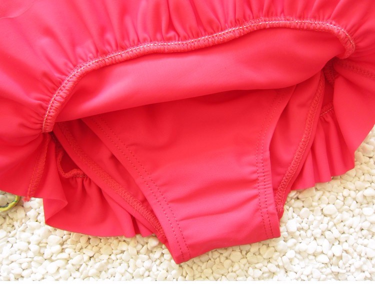 สินค้าพร้อมส่ง ชุดว่ายน้ำ เด็กหญิง เซ็ต 3 ชิ้น สไตล์ลายดอก