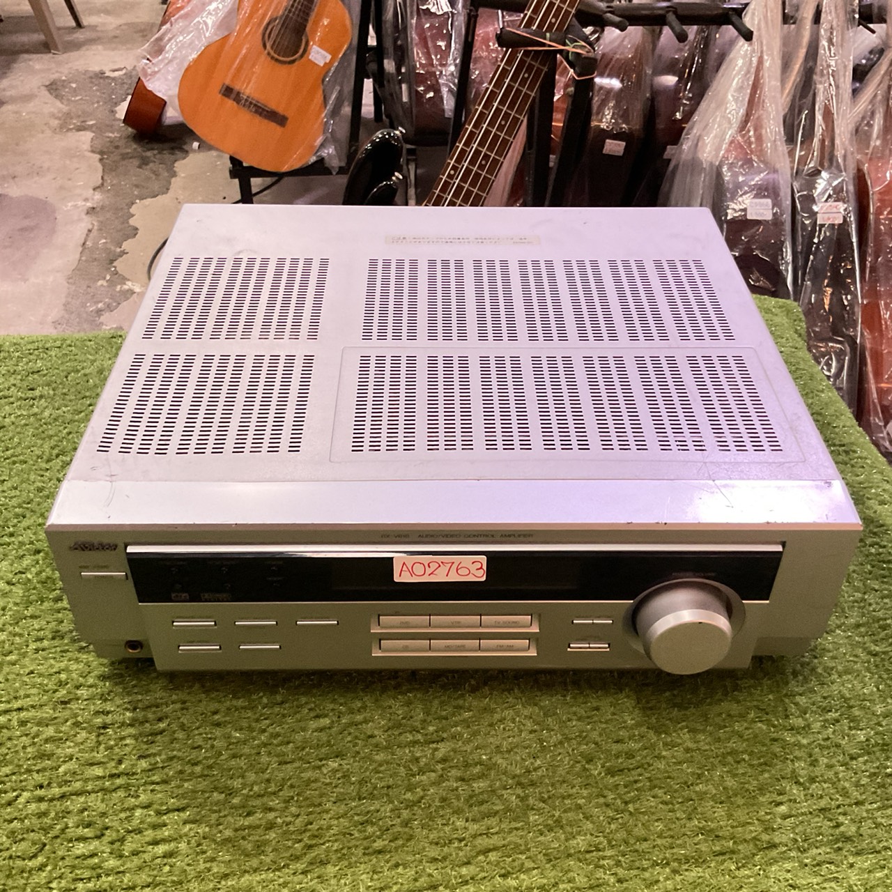 เครื่องขยายเสียง Victor : RX-V610