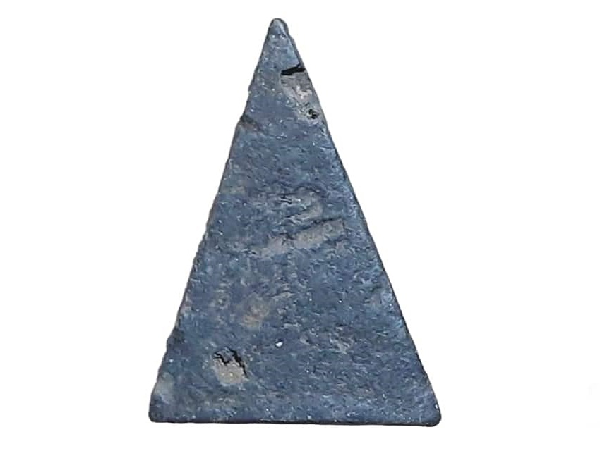 หลวงพ่อมุ่ย วัดดอนไร่ จ.สุพรรณบุรี เนื้อดิน