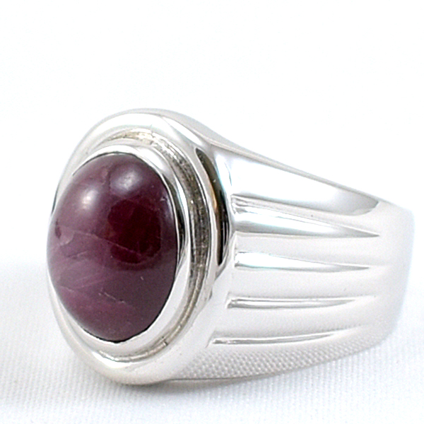 แหวนเงินแท้ราคาถูกชุบทองคำขาว ทับทิมแท้ 8.10 กะรัต งานประณีตสวยงาม สั่งผลิตค่ะ