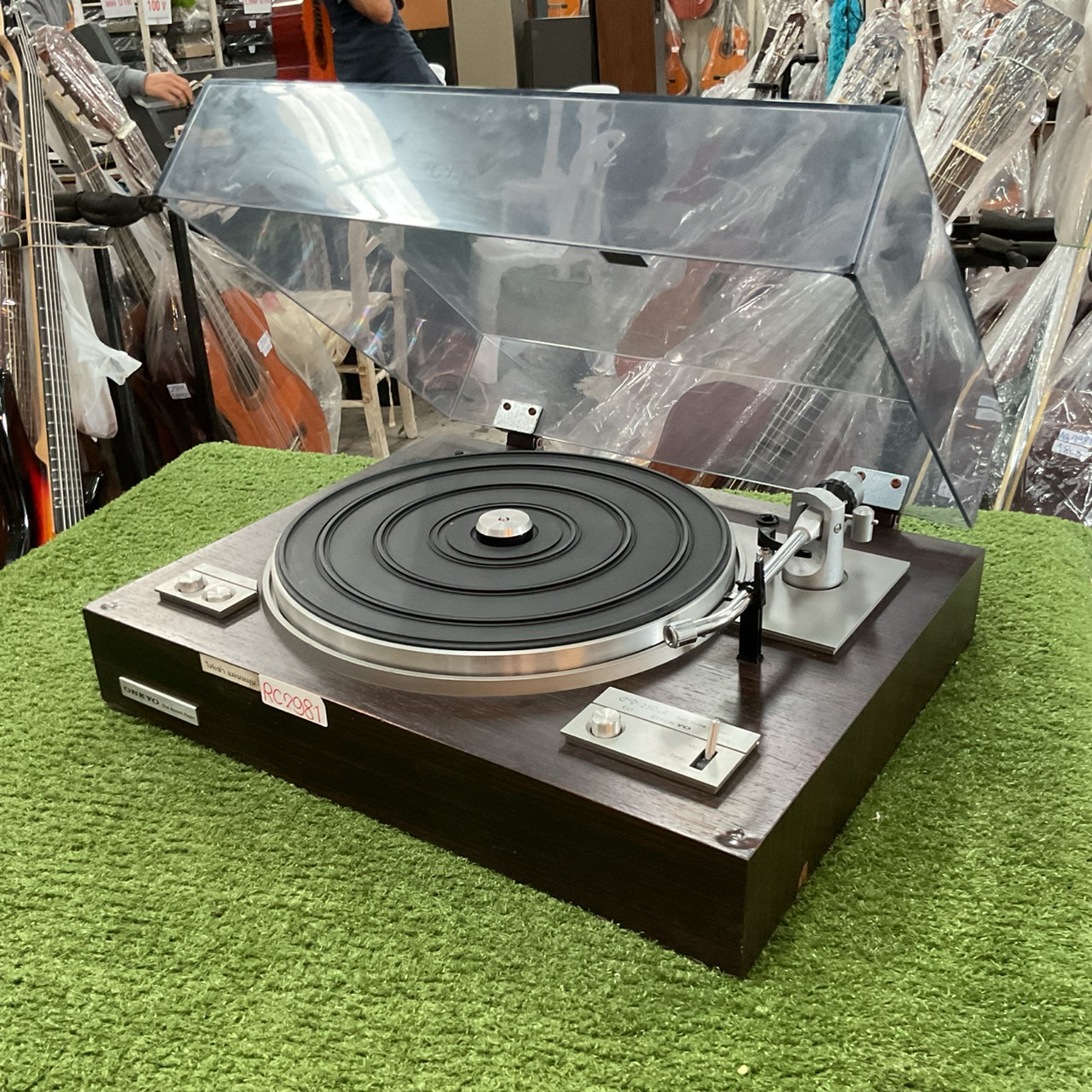 เครื่องเล่นแผ่นเสียง ONKYO : CP-250A