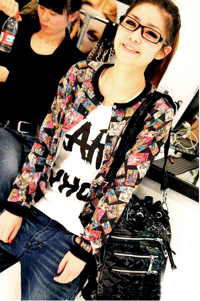 เสื้อคลุมแฟชั่น ลายกราฟิกอารต์มาก