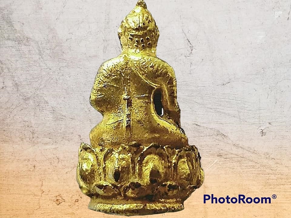 พระกริ่ง พระประธาน นั่งบัว วัดบางพระ จ.ชลบุรี