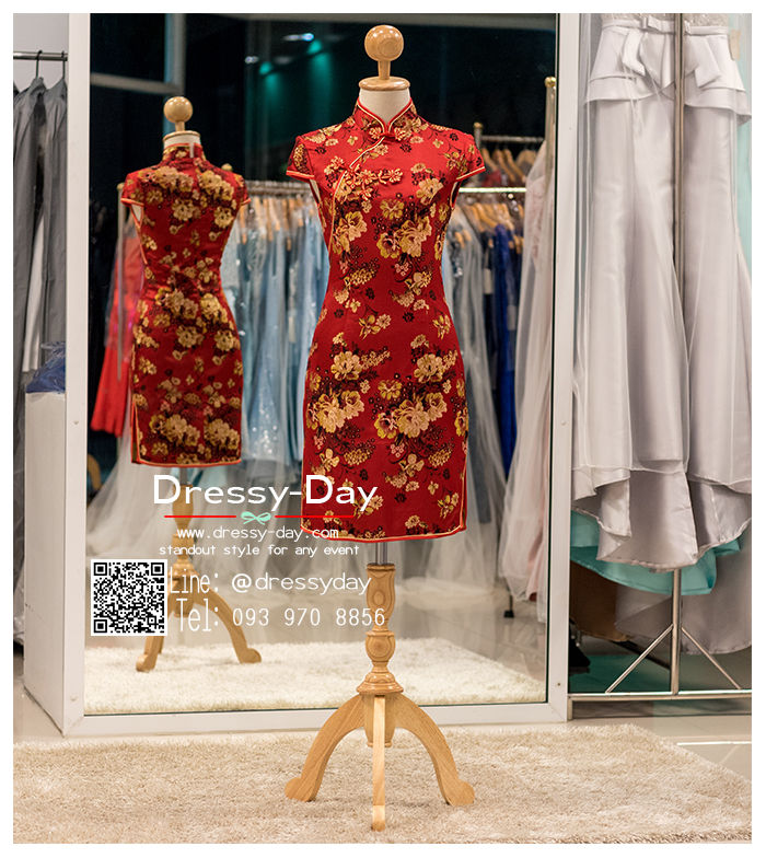 รหัส ชุดกี่เพ้า : KPS027 ชุดกี่เพ้าประยุกต์ลายลูกไม้ ชุดกี่เพ้าสวยๆ ราคาถูก ใส่งานหมั้น ยกน้ำชาสีแดง เพิ่มความงามด้วยกระดุมดอกไม้