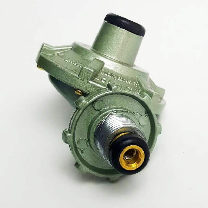 หัวปรับแรงดันแก๊ส ( แรงดันต่ำ ) + สายแก๊ส 2 เมตร + กิ๊ปรัดสาย 2 ตัว