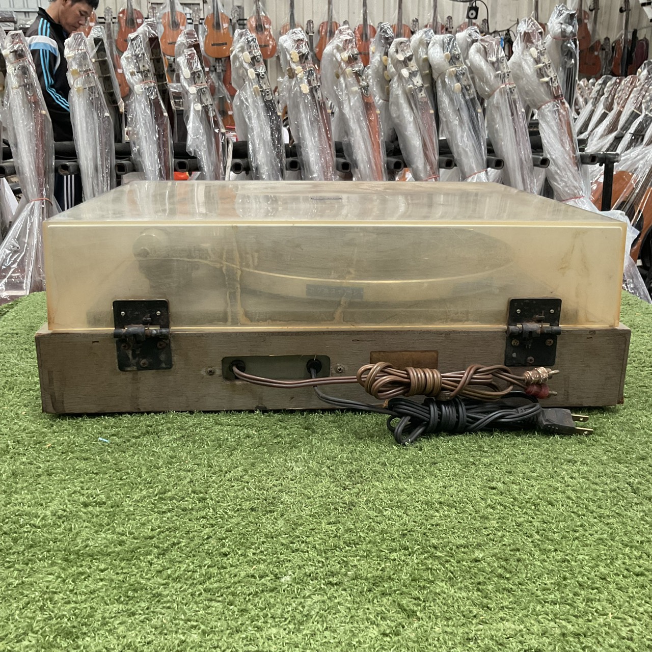 เครื่องเล่นแผ่นเสียง ONKYO