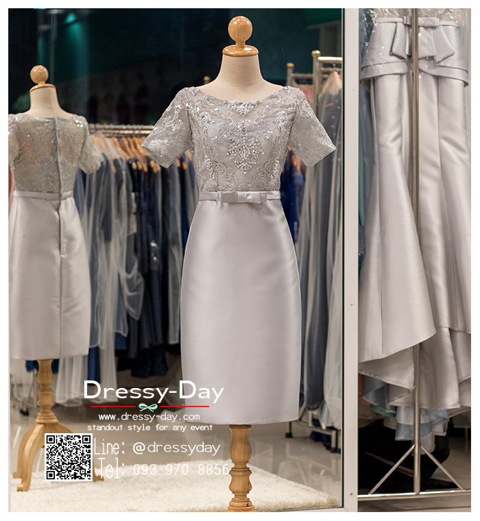 รหัส ชุดเจ้าภาพ :PFS053 ชุดแซกผ้าลูกไม้งานสวยตกแต่งลูกไม้กริตเตอร์ ชุดราตรีสั้นหรูสีเทา สวย สง่า ดูดีแบบเจ้าหญิง ใส่เป็นชุดไปงานแต่งงาน