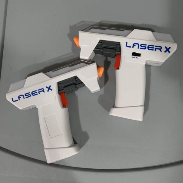 ปืนเลเซอร์ Laser X Two Player Micro B2 Blaster Laser Tag Gaming Set