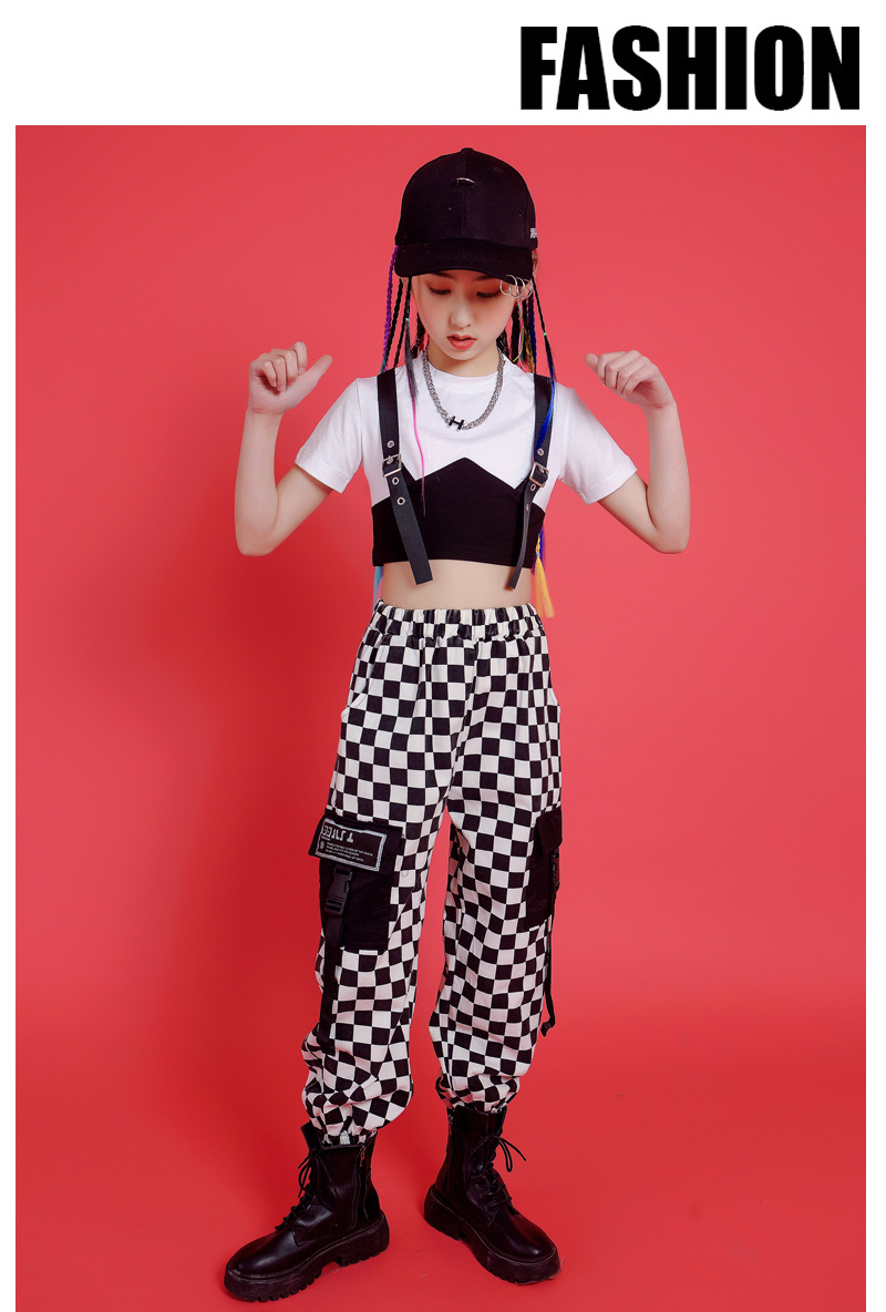 พร้อมส่ง ชุดเต้น ชุดแดนซ์ เสื้อสีขาว+กางเกงลายหมากรุก