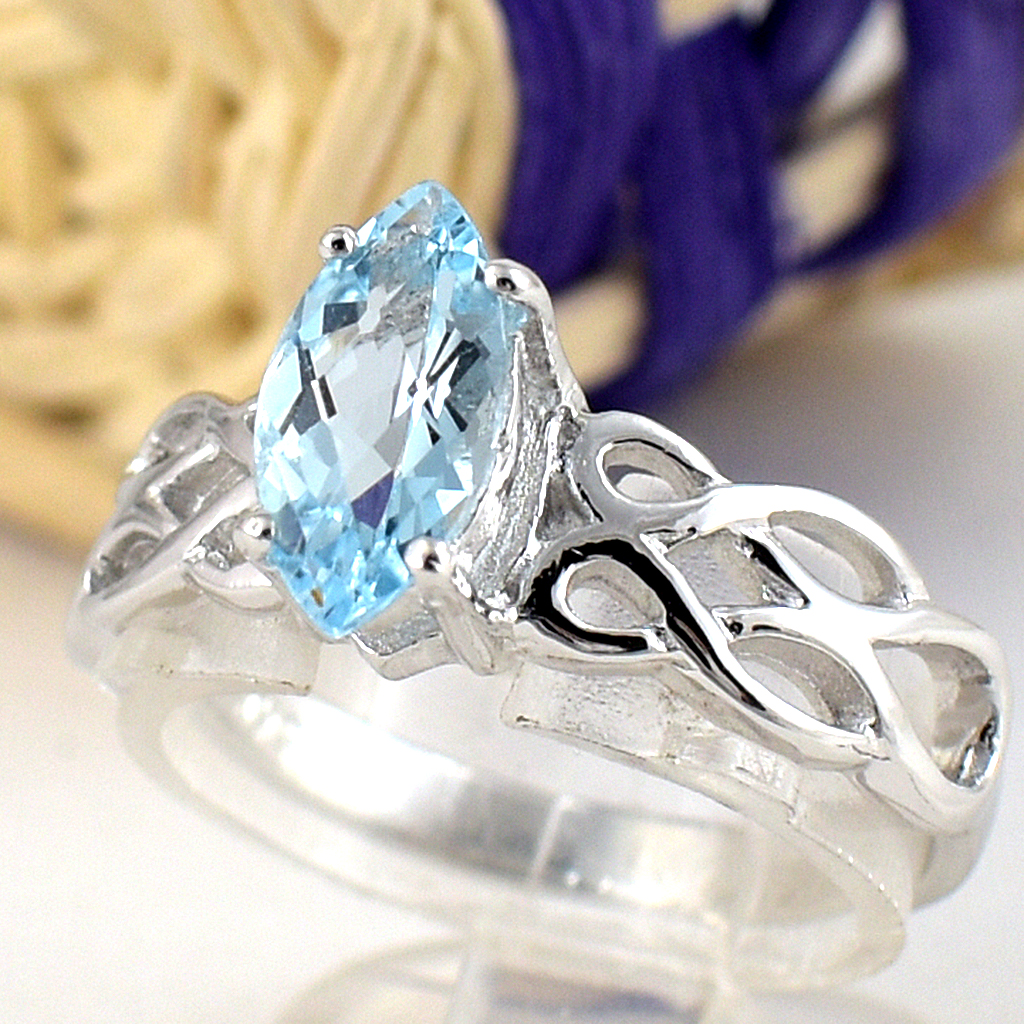 แหวนเงินแท้ราคาถูกชุบทองคำขาว สกายบลูโทปาซแท้ 1.25 กะรัต งานประณีตสวยงาม สั่งผลิตค่ะ