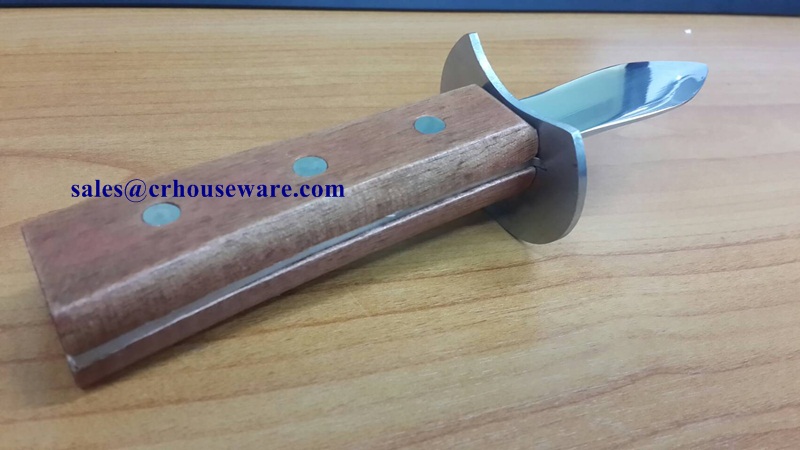 มีดแกะหอย ด้ามไม้ รหัส : 008-LO-17 Oyster knife wooden handle Code : 008-LO-17