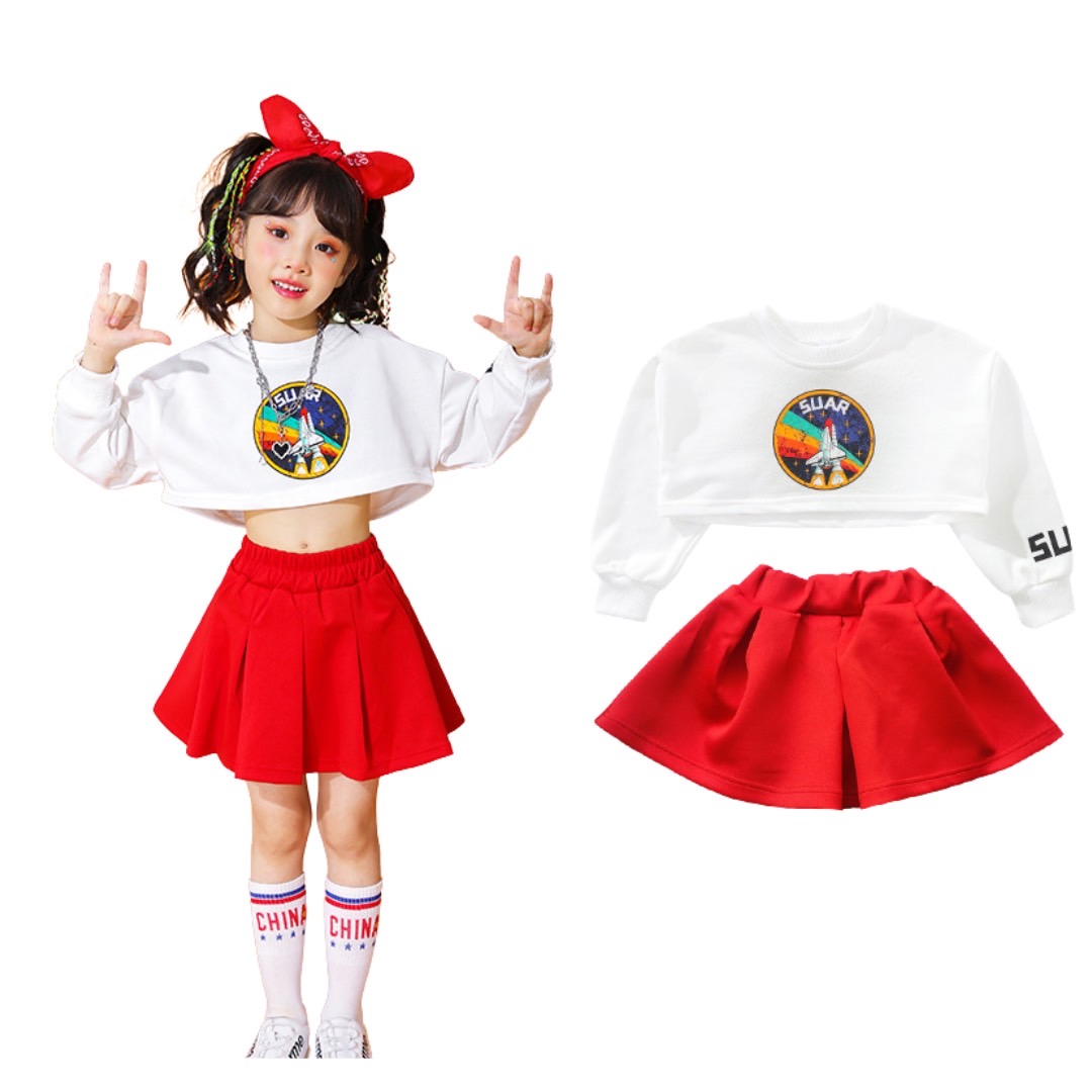 พร้อมส่ง ***ชุดเต้น เสื้อแขนยาวขาว เอวลอยพิมพ์ลายอก+กระโปรง เสื้อขาว กระโปรงแดง