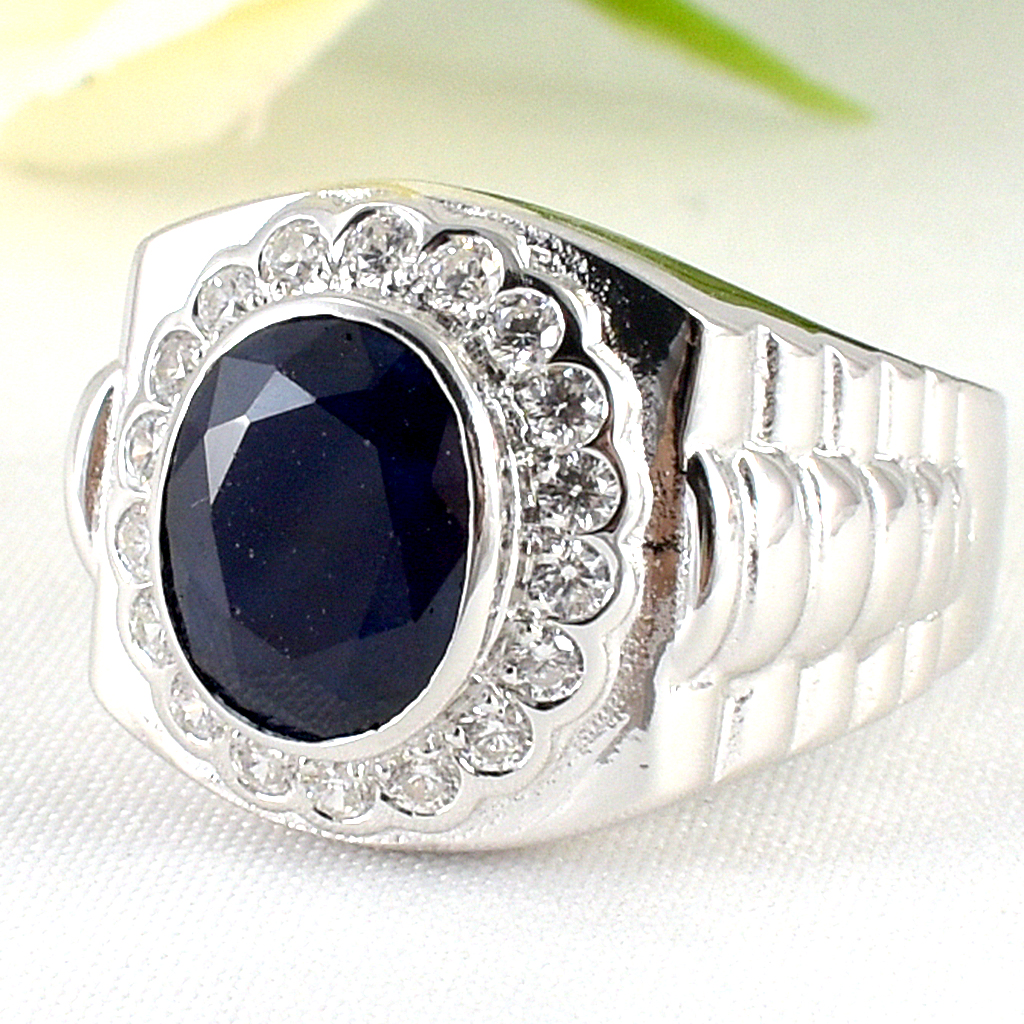 แหวนเงินแท้ราคาถูกชุบทองคำขาว ไพลินแท้ 1.95 กะรัต เพชรCZ 0.45 กะรัต งานประณีตสวยงาม สั่งผลิตค่ะ