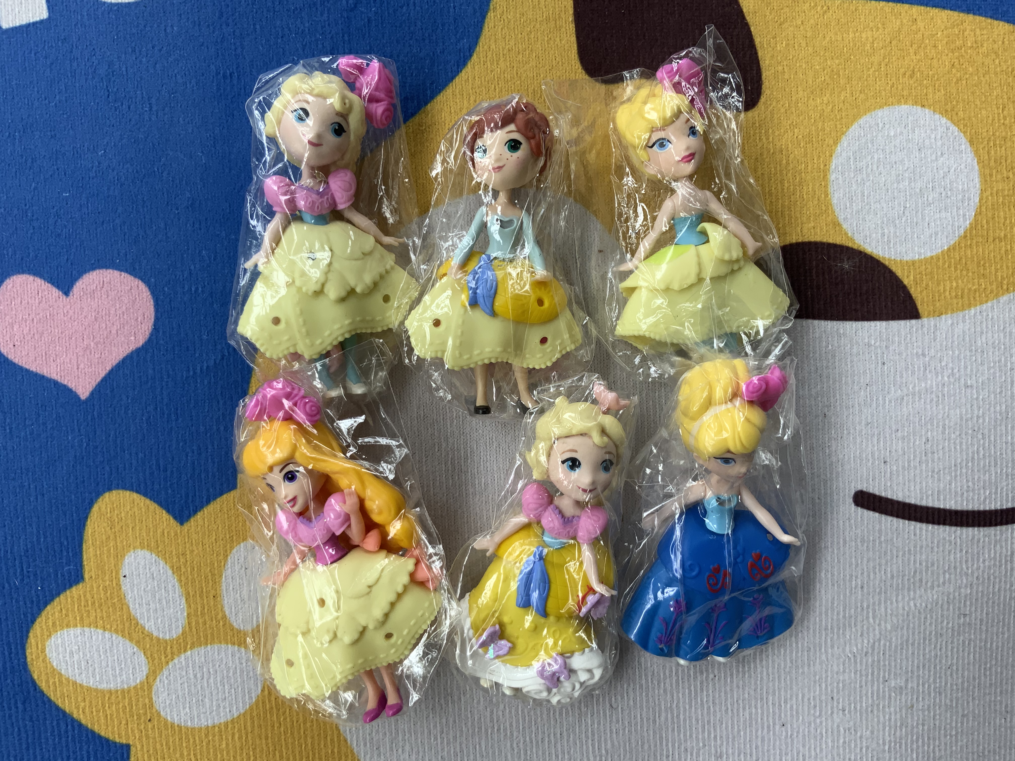 ตุ๊กตา โมเดลเจ้าหญิง ยางนิ่ม