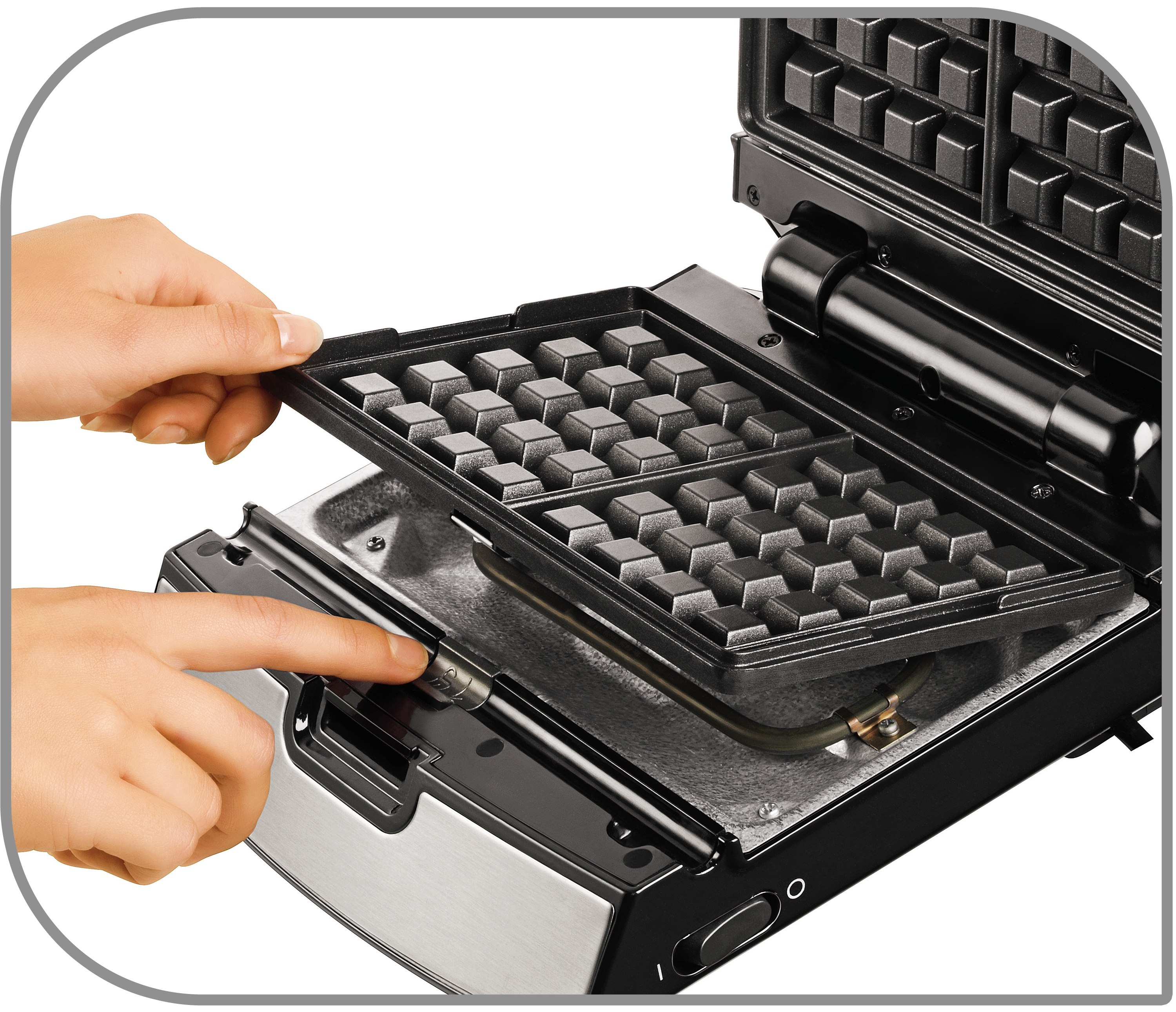 TEFAL เครื่องเตรียมอาหารเช้า ที่เปลี่ยนแม่พิมพ์ได้ 3 แบบ 700วัตต์ SW856 สีเงิน-ดำ