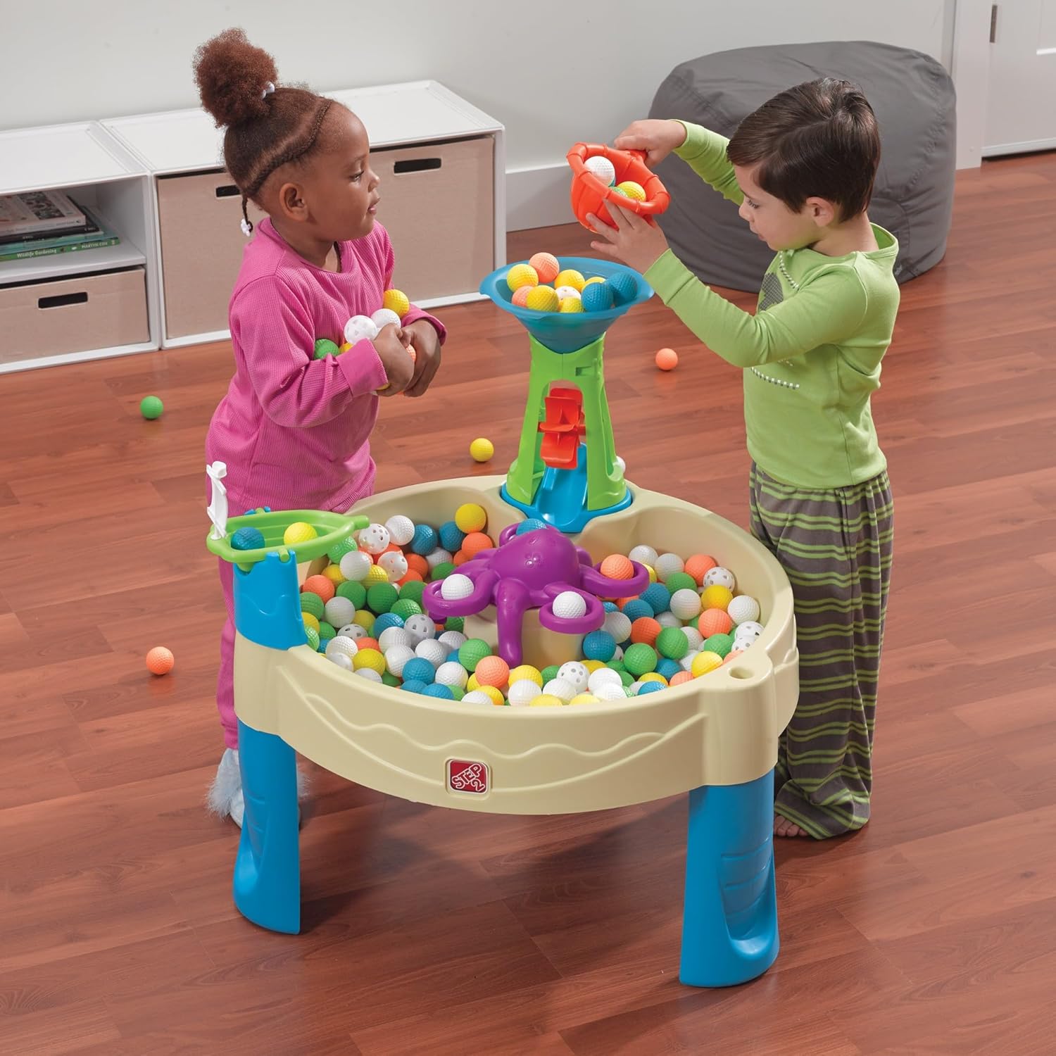 โต๊ะน้ำรุ่นใหม่ล่าสุด Step2 Wild Whirlpool Water Table