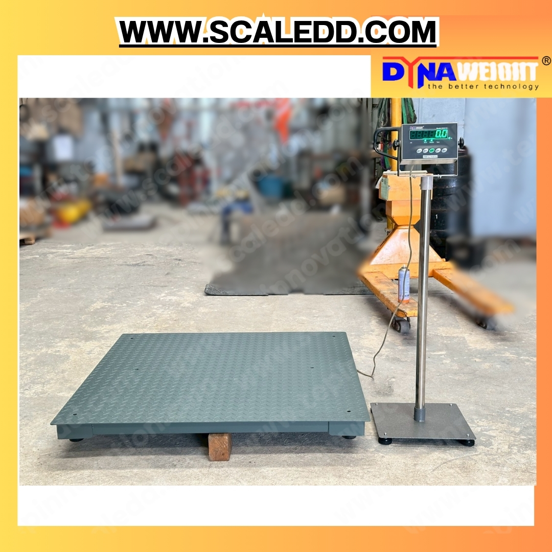 เครื่องชั่งดิจิตอลวางพื้นขนาดใหญ่ พิกัดน้ำหนัก 1000 กิโลกรัม (1ตัน) ค่าความละเอียด 100กรัม แท่นเครื่องชั่ง(หนาพิเศษ) ขนาด 120x120ซม. รุ่น DW218 ยี่ห้อDYNAWEIGHT (เครื่องชั่งผ่านตรวจรับรองจากสำนักชั่งตวงวัด)
