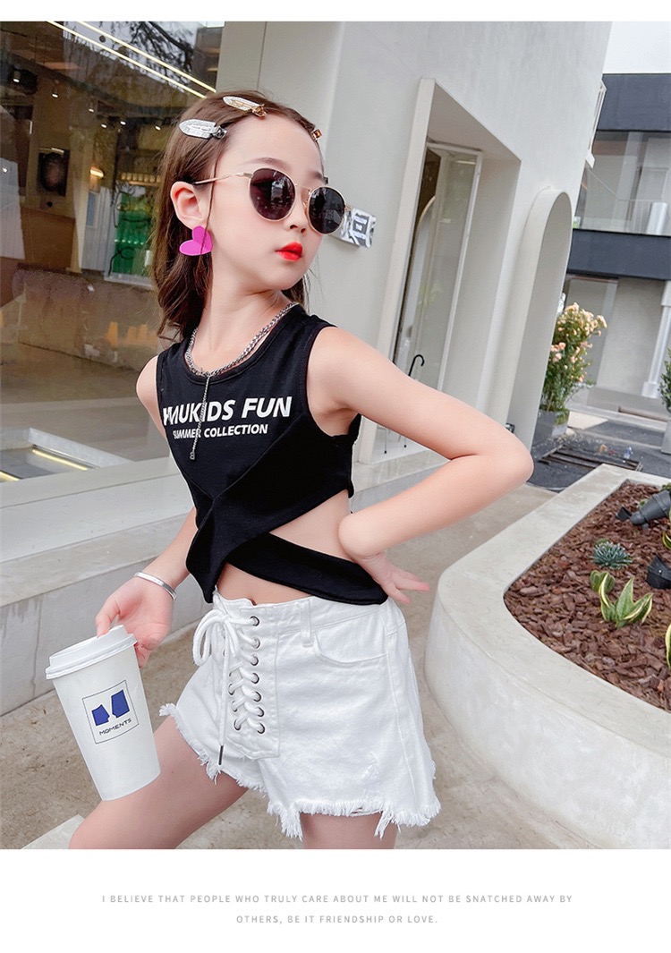 ชุดเต้น ชุดแดนซ์ : เสื้อครอป HIPHOP แขนกุดไขว้+กางเกงขาสั้น