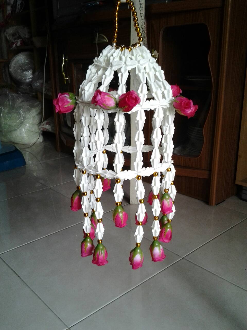 โคมแขวนดอกรัก ทรงกรงนกแบบสั้น