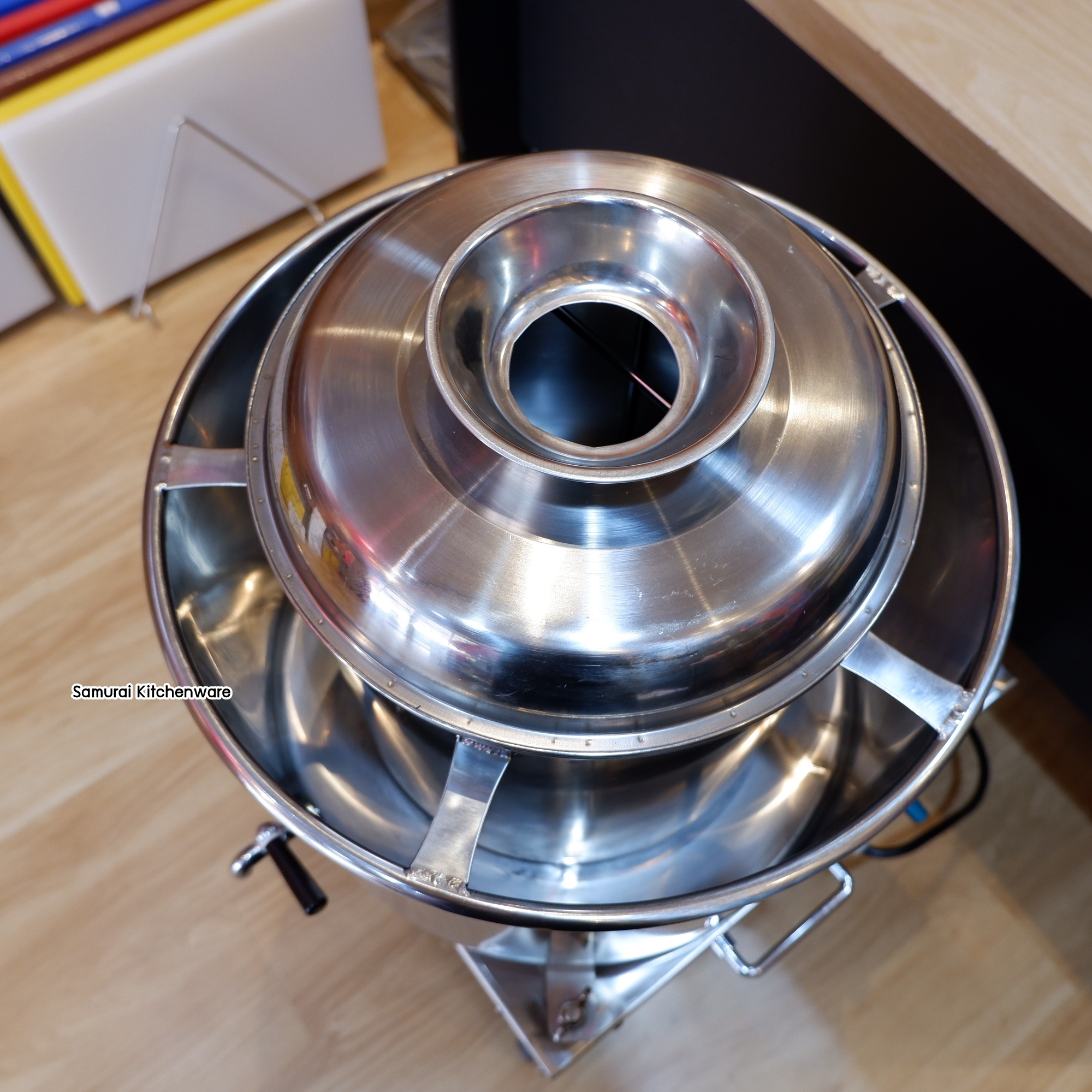 เครื่องสับผสมลูกชิ้น รุ่น MM-28B