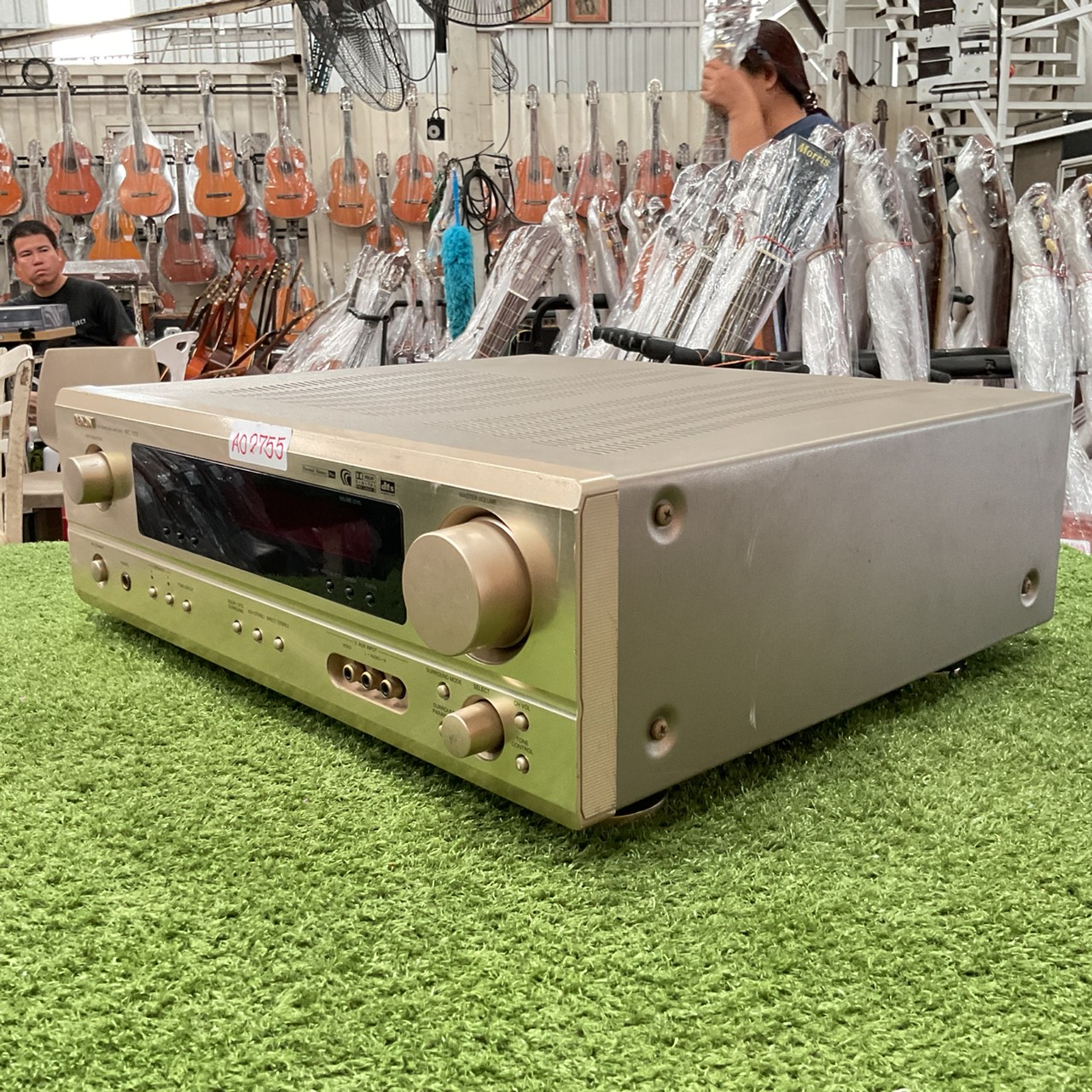 เครื่องขยายเสียง DENON : AVC-1570