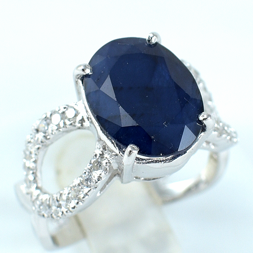 แหวนเงินแท้ราคาถูกชุบทองคำขาว ไพลินแท้ 5.75 กะรัต เพชรCZ 0.42 กะรัต งานประณีตสวยงาม สั่งผลิตค่ะ