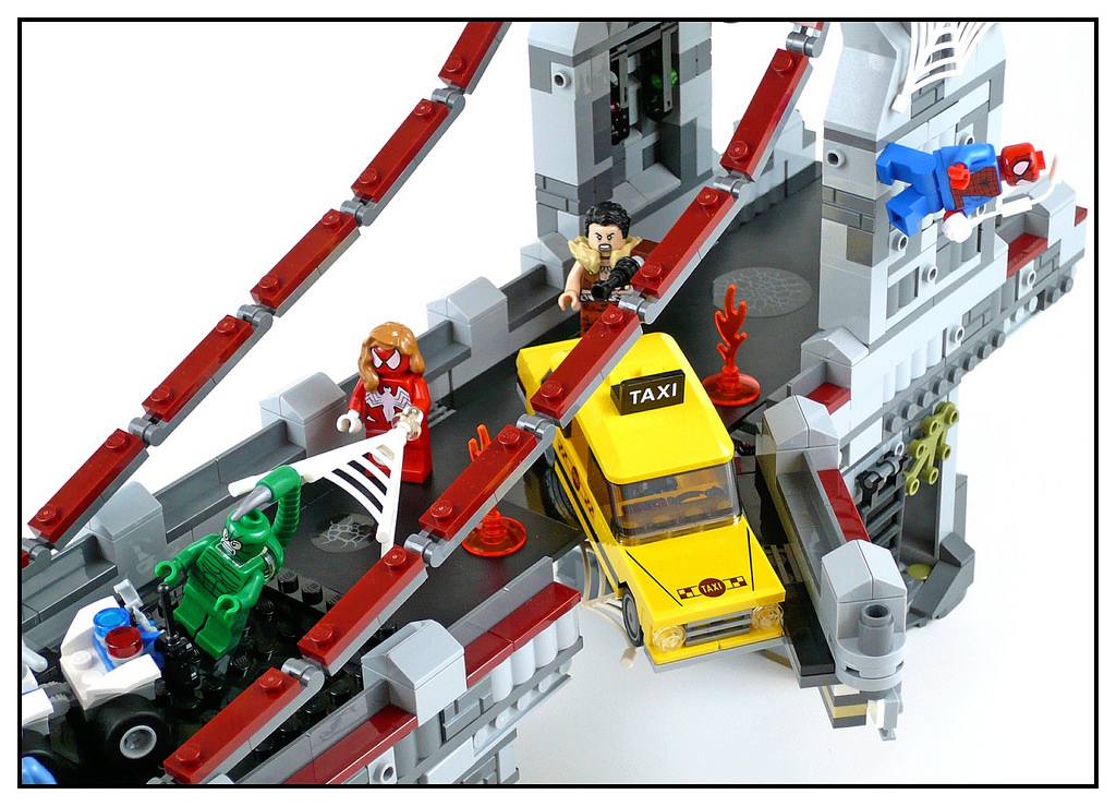 LEGO Marvel Super Heroes Spider-Man: Web Warriors Ultimate Bridge 76057 Spiderman