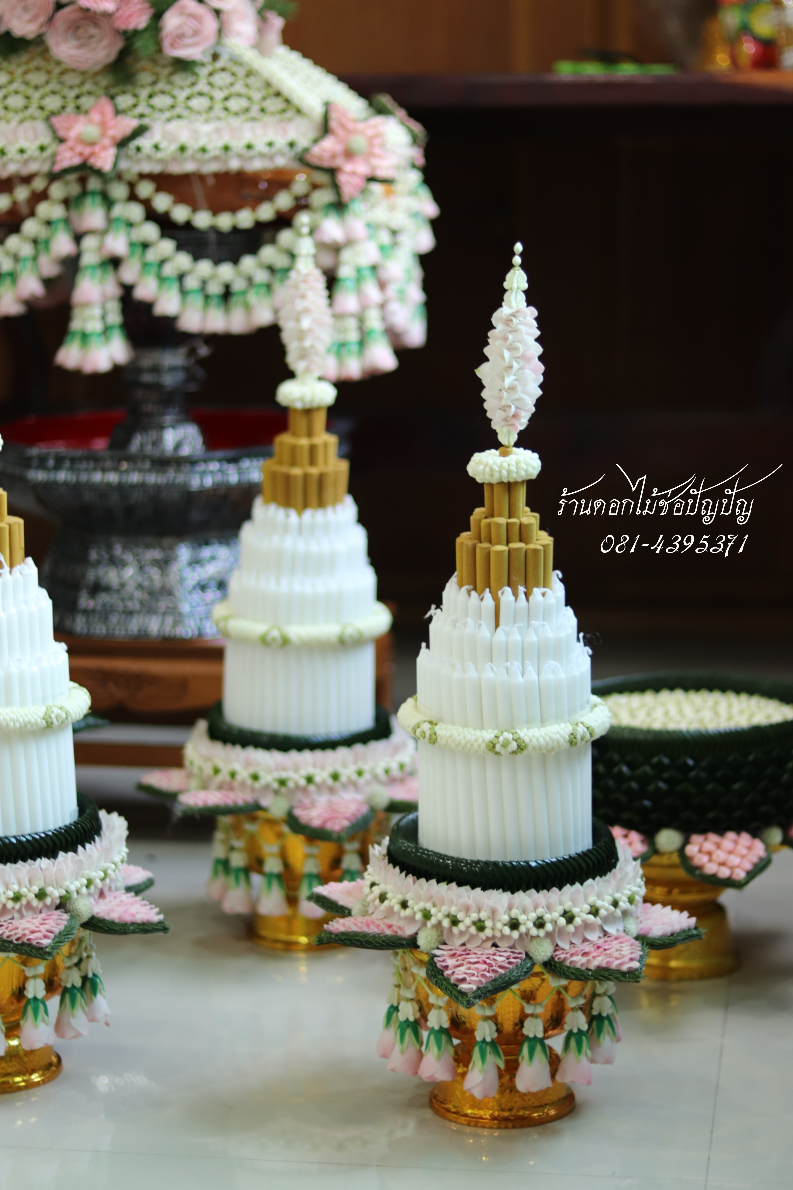เครื่องบวชดอกไม้สด ชุดD11 (กรณีบวช2องค์)