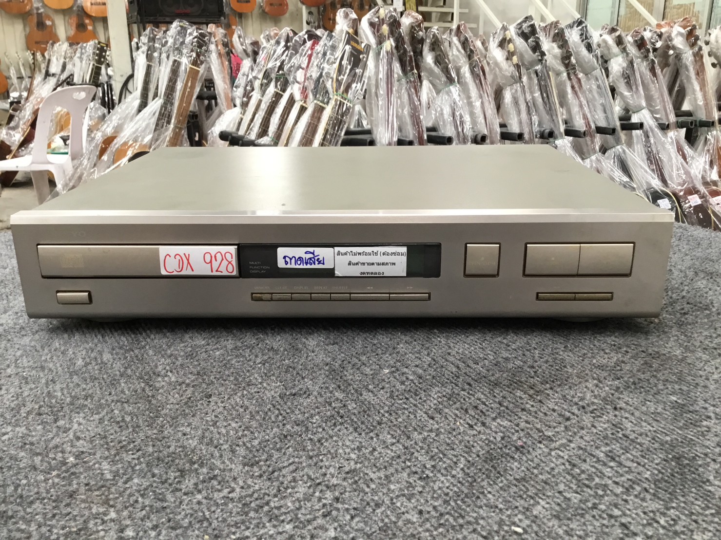 เครื่องเล่น CD ONKYO C-100 สินค้าไม่พร้อมใช้(ต้องซ่อม)