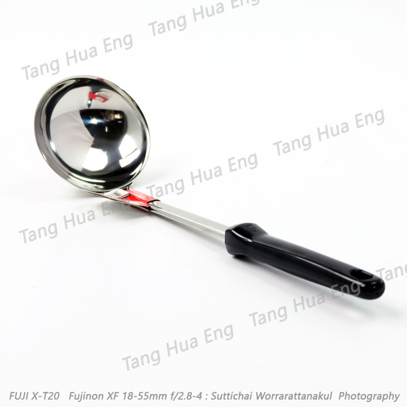 กระบวย Rooster 4 นิ้ว ด้ามดำ ตราหัวม้าลาย