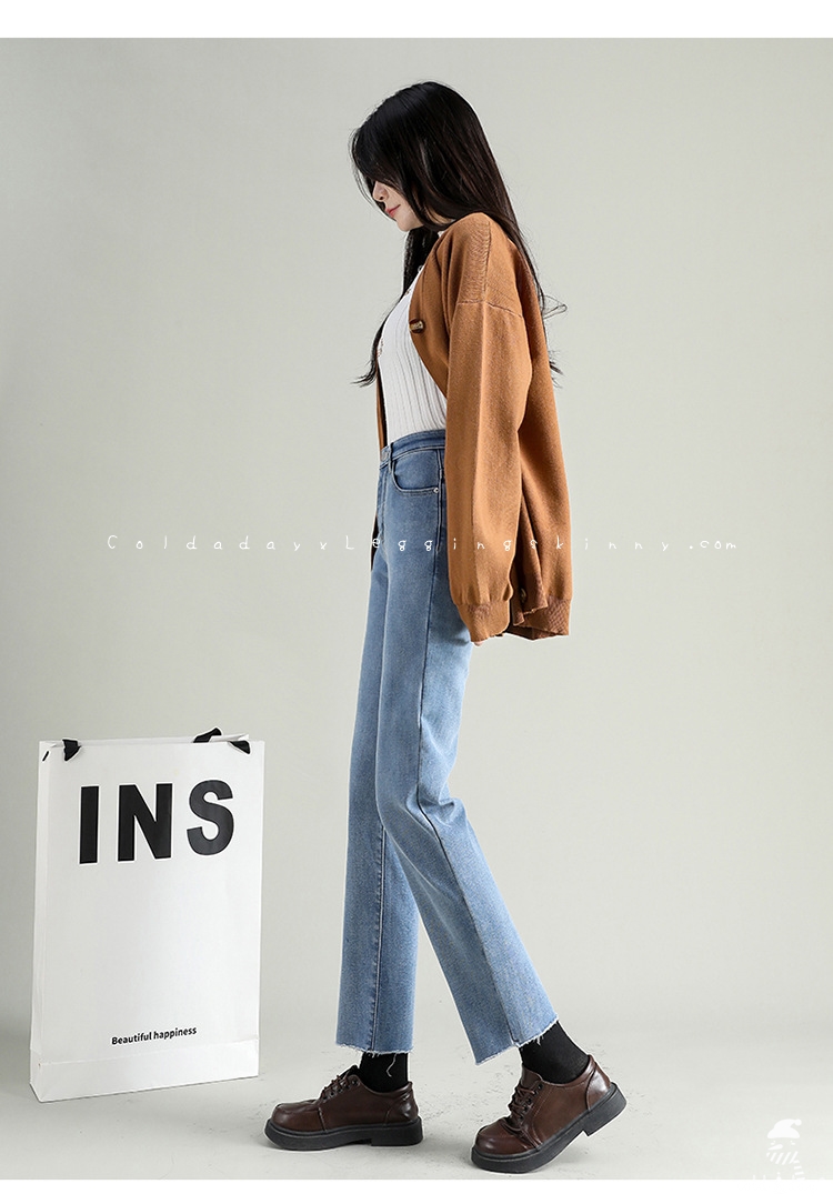 Straight Cut Jeans กางเกงยีนส์กันหนาวทรงตรง 5 ส่วน