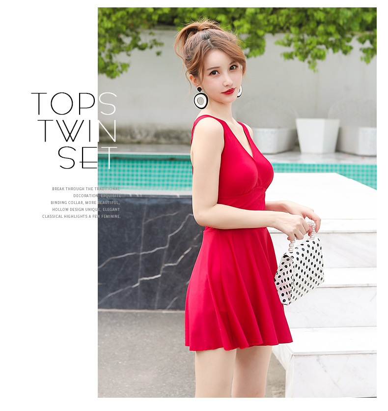 ชุดว่ายน้ำวันพีช รอบอก 36-40 รอบเอว 30-36 สะโพก 36-44 ยาว 32 นิ้ว ผ้าดีงานสวยมากค่ะ