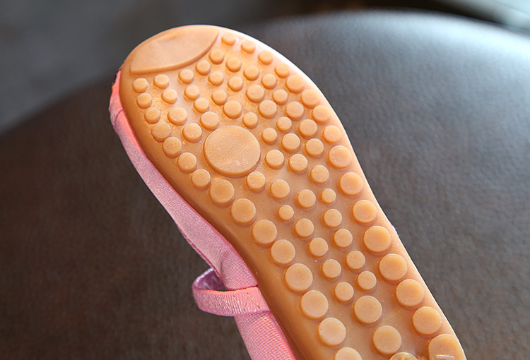 F รองเท้าจีนเด็ก ลายดอกเหมย