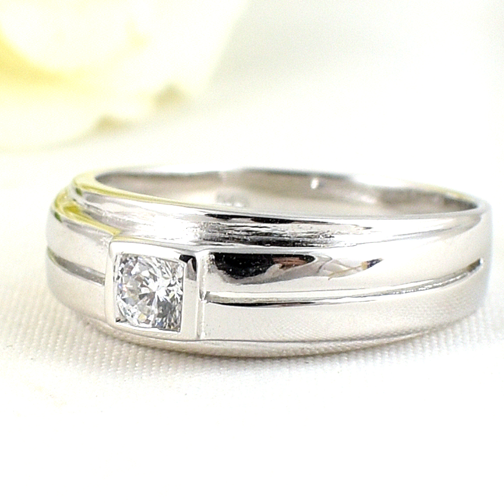 แหวนเงินแท้ราคาถูกชุบทองคำขาว เพชรCZแท้ 0.25 กะรัต งานประณีตสวยงาม สั่งผลิตค่ะ