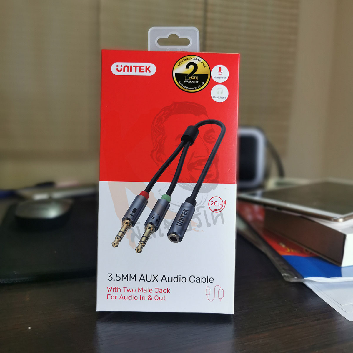 ตัวรวมหูฟัง กับ ไมค์ AUX 3.5mm 2 ออก 1 Headset Adapter by Unitek