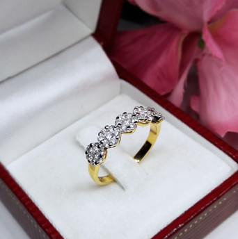 สั่งผลิตเพชรเบลเยี่ยมคัท แหวนแต่งงาน แหวนหมั้น ใส่เที่ยว ออกงาน แหวนทองคำ 18K เพชรแท้ 0.57 กะรัต 2.47 กรัม น้ำ 99 ราคาถูกมาก มีใบรับประกันค่ะ