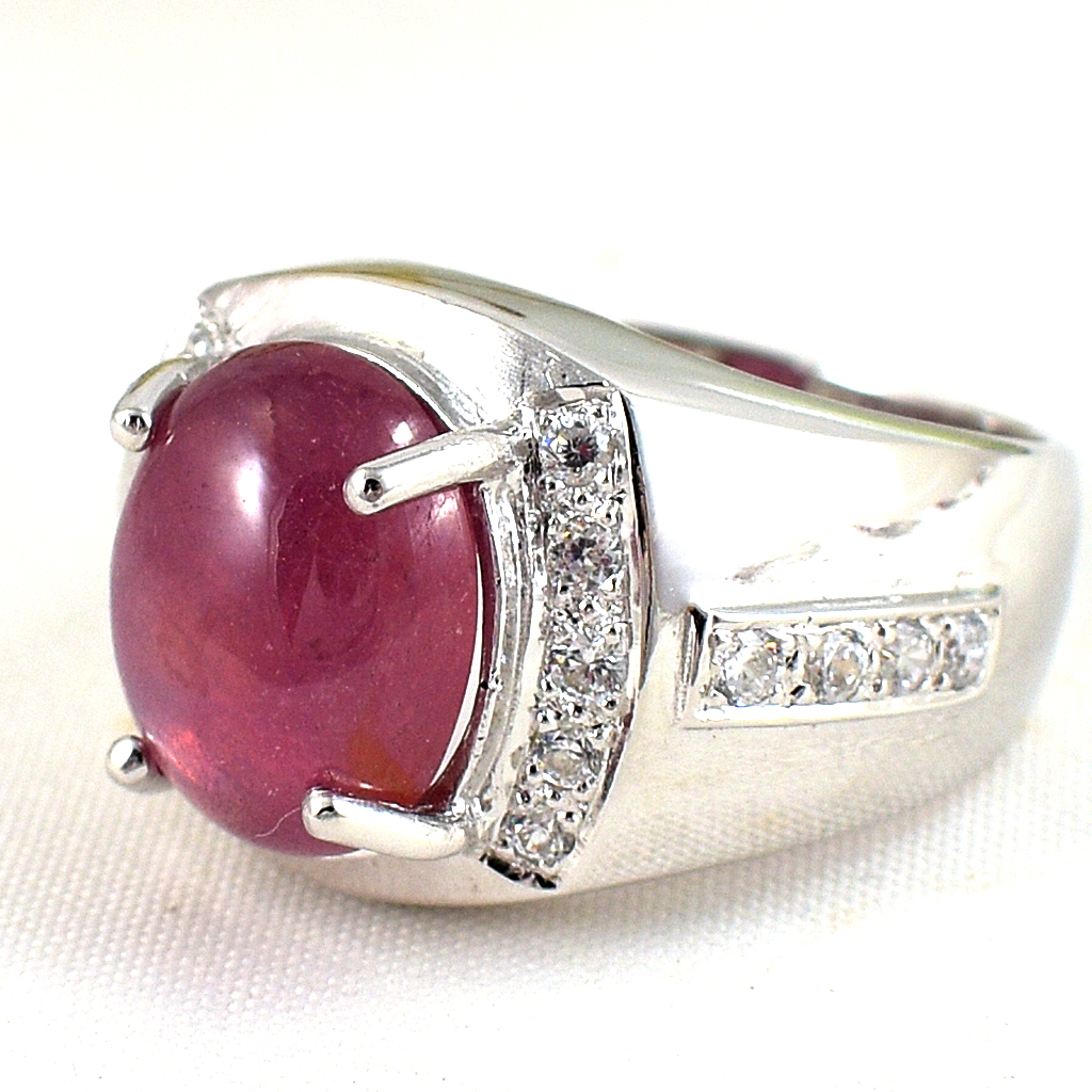 แหวนเงินแท้ราคาถูกชุบทองคำขาว พลอยแท้ทับทิม 8.0 กะรัต เพชรCZ 0.54 กะรัต งานประณีตสวยงาม สั่งผลิตค่ะ