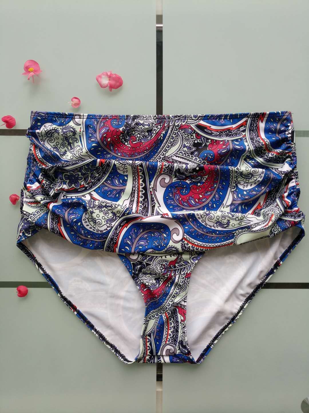 ชุดว่ายน้ำทูพีช สีน้ำเงิน 3xl รอบอก 38-44 เอว 32-38 สะโพก 42-46 นิ้วค่ะ เนื้อผ้าดีงานสวยค่ะ