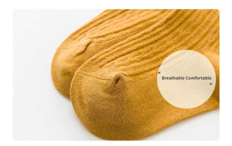 Fถุงน่องเด็ก ลายหมาป่า