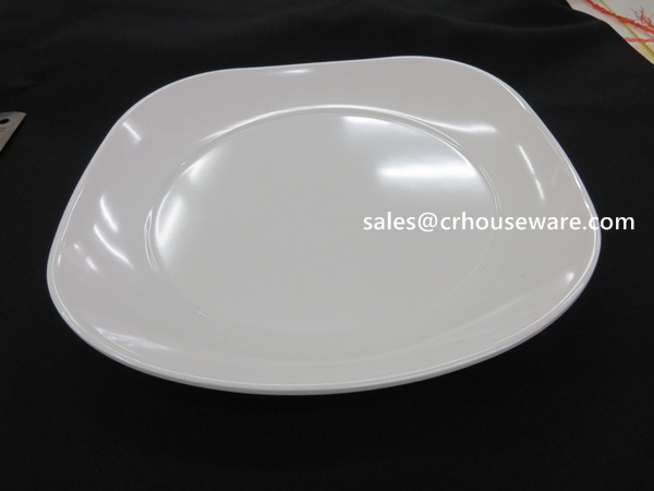 จานทรงสี่เหลี่ยมขอบมุมมน 10 นิ้ว 017-P2644-10