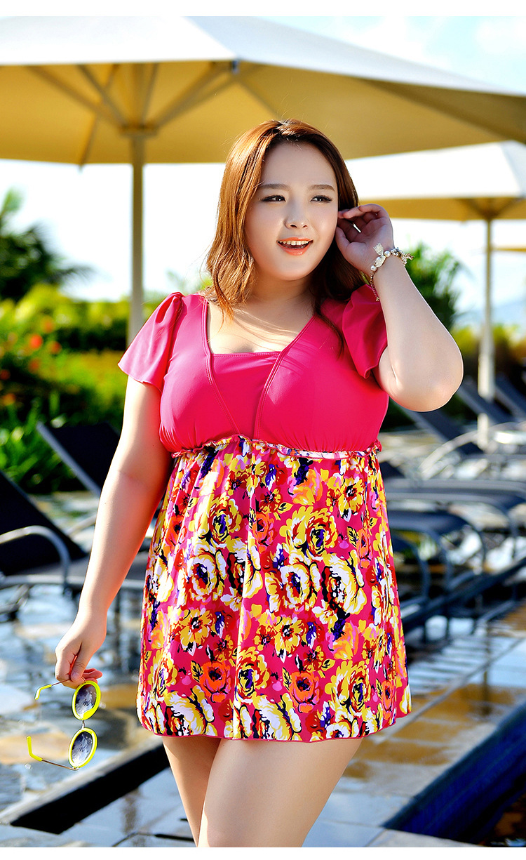 4xl ต่อผ้าลาย แยกชิ้น เสื้อ + กางเกง เสื้อ รอบอก 40-46 กางเกง เอว 34-40 สะโพก 42-50 นิ้วงานสวยผ้าดีมากค่ะ