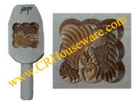 พิมพ์ขนมไหว้พระจันทร์-สี่เหลี่ยมไม้ ลายด้านในเป็นรูปปลา Mooncake mold wood. Mold fish. 016-KP-005