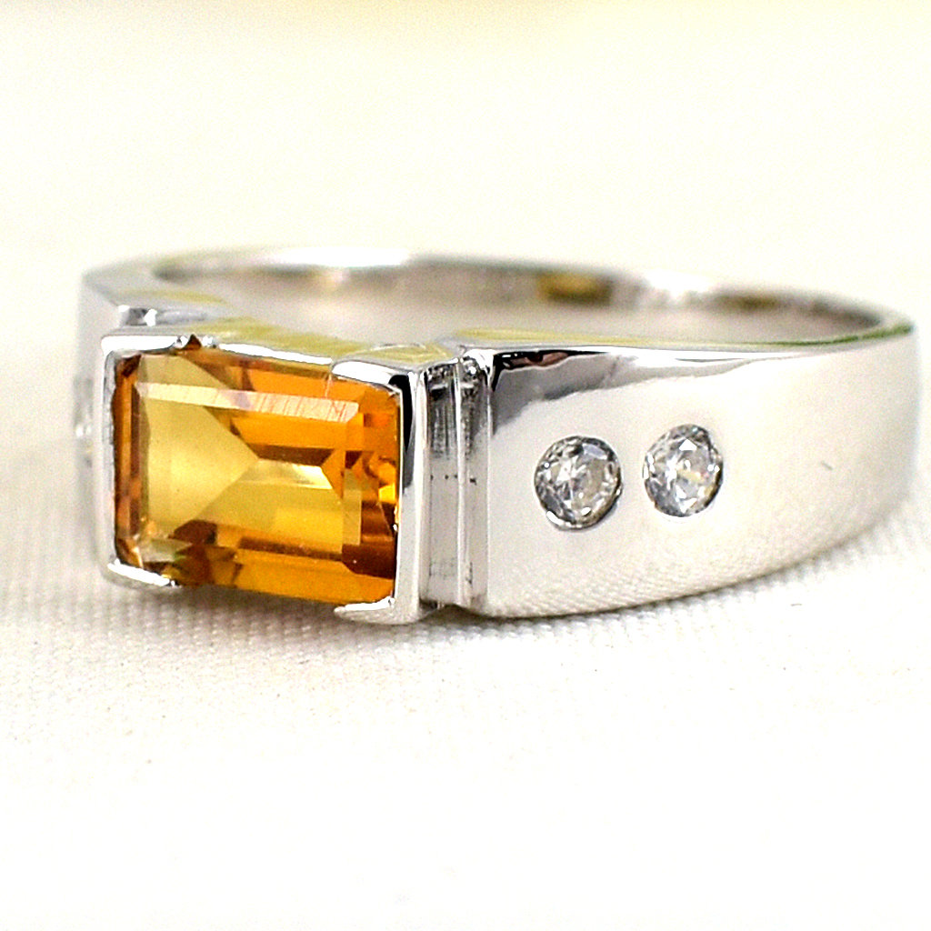 แหวนเงินแท้ราคาถูกชุบทองคำขาว ซิทรินแท้ 0.95 กะรัต เพชรCZ 0.10 กะรัต งานประณีตสวยงาม สั่งผลิตค่ะ