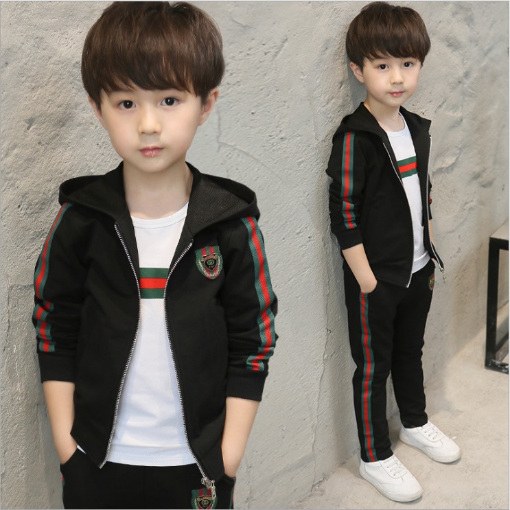 กันหนาว: เสื้อกันหนาวเด็ก กางเกงแถบข้างสีเขียว