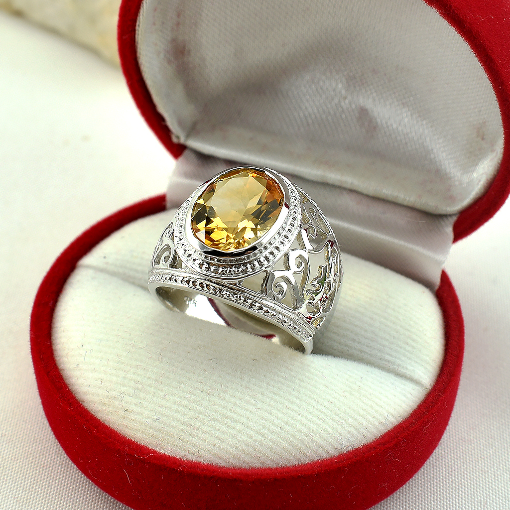 แหวนเงินแท้ราคาถูกชุบทองคำขาว ซิทรินแท้ 4.95 กะรัต งานประณีตสวยงาม สั่งผลิตค่ะ