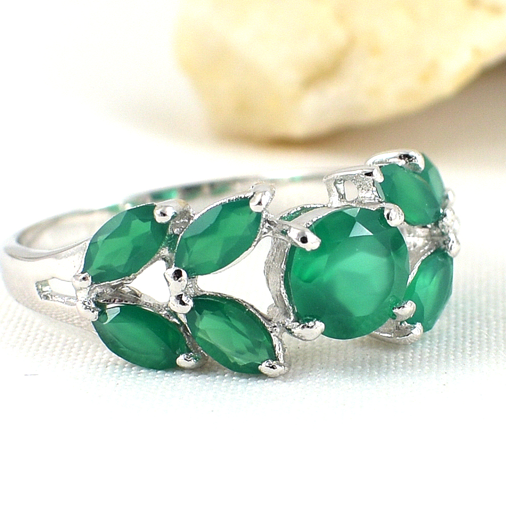 แหวนเงินแท้ราคาถูกชุบทองคำขาว พลอยแท้กรีนอะเกท 0.77 กะรัต เพชรCZ 1.12 กะรัต งานประณีตสวยงาม สั่งผลิตค่ะ